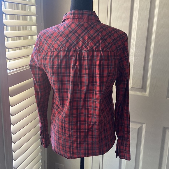 J Crew Light Red Plaid Popover 8 - Picture 5 of 9